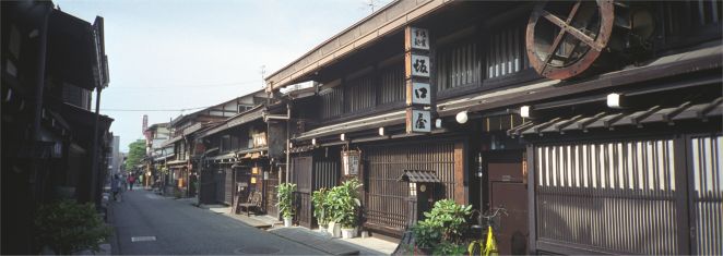 traditionelle Holzhäuser von Takayama, Japan